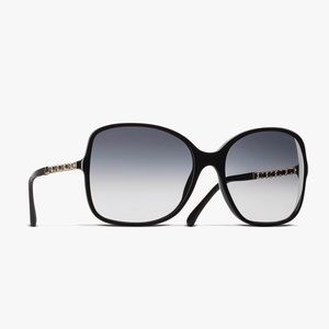 CHANEL Square Chain Sunglasses (5210-Q)